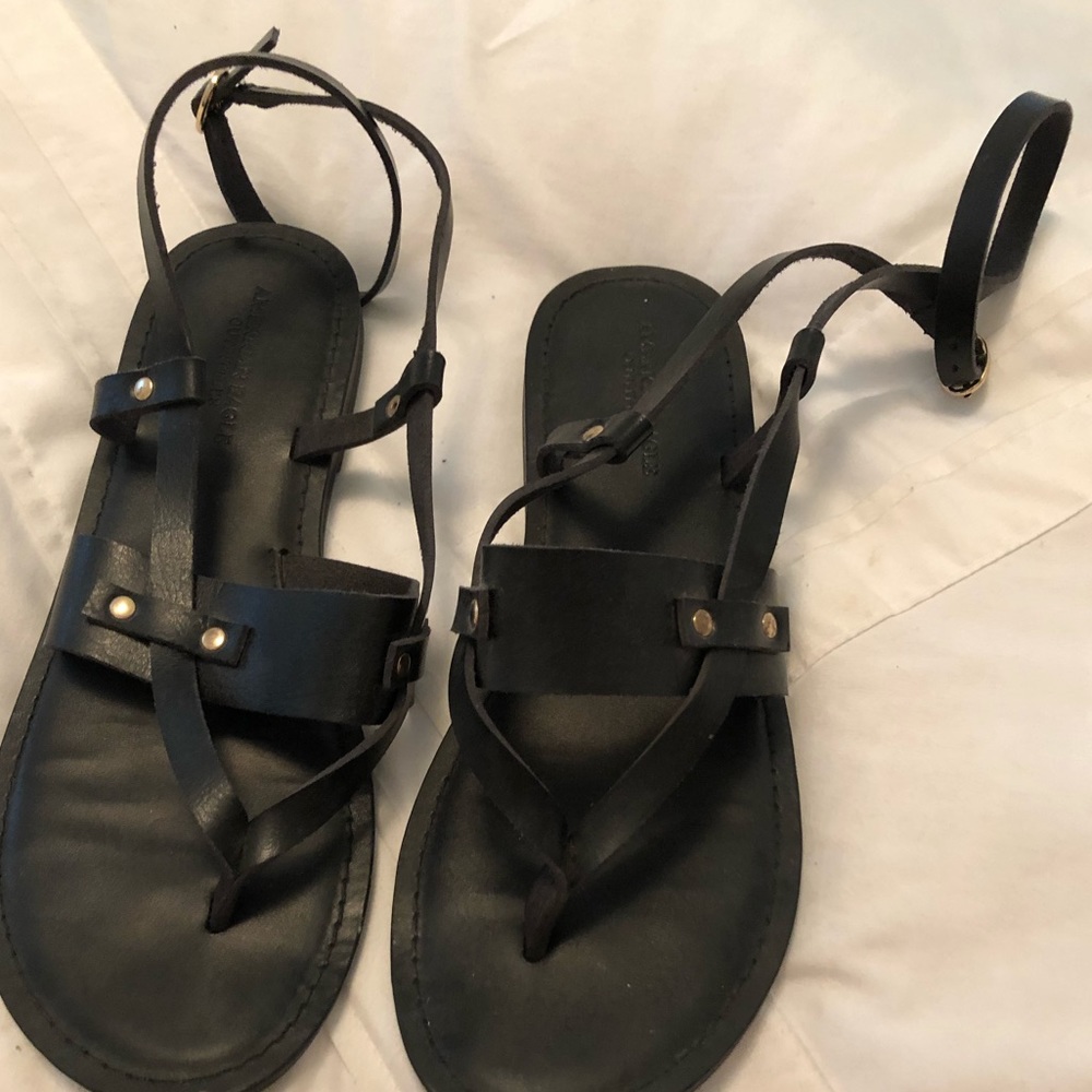 American Eagle sandals